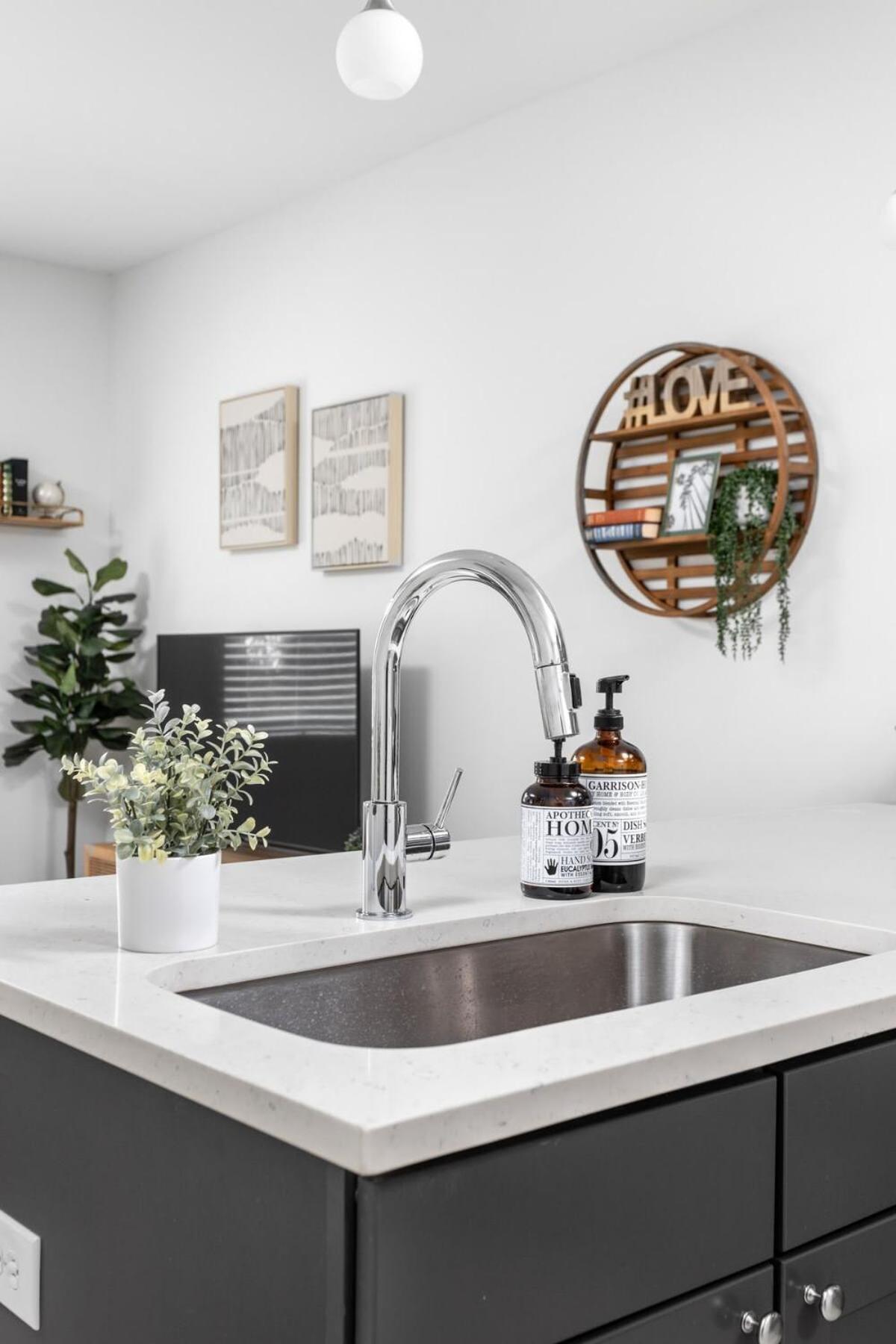 Cozysuites Modern Studio Steps From Broad Ripple Indianapolis Luaran gambar